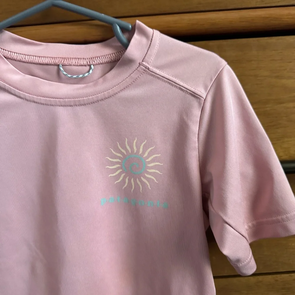 Patagonia soft pink